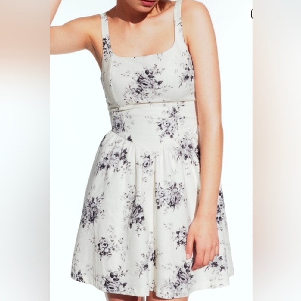 Floral Print Sleeveless Dress NWT